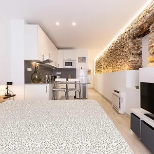 By Tarragonadays Apartamento